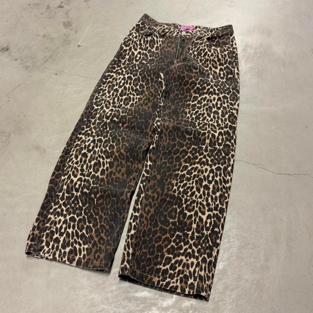 Edikted women's baggy cheetah print jeans